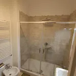 Rooftop Appia Antica,silenzioso Riservato Two Bedrooms Two Bathrooms Apartamento Roma