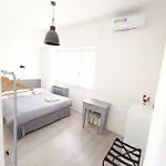 Rooftop Appia Antica,silenzioso Riservato Two Bedrooms Two Bathrooms *