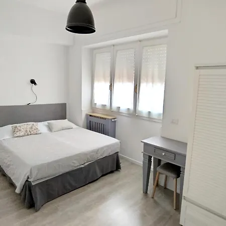 شقة Rooftop Appia Antica,silenzioso Riservato Two Bedrooms Two Bathrooms *