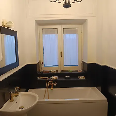 Rooftop Appia Antica,silenzioso Riservato Two Bedrooms Two Bathrooms Apartment Rom